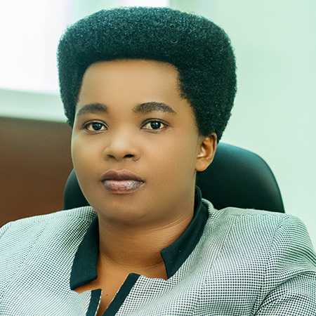 Mme Evelyne INDUTIRAVYOSE